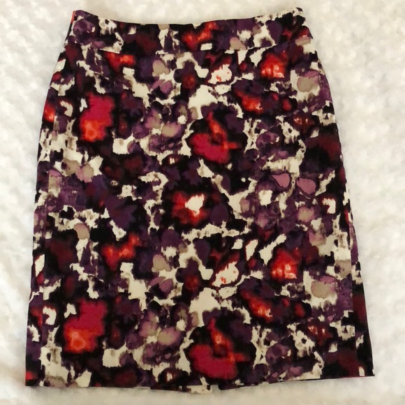 Ann Taylor pencil skirt - Picture 1 of 8